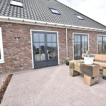 Hazenborgh In Near The Sea, Cleaning Included Vakantiehuis